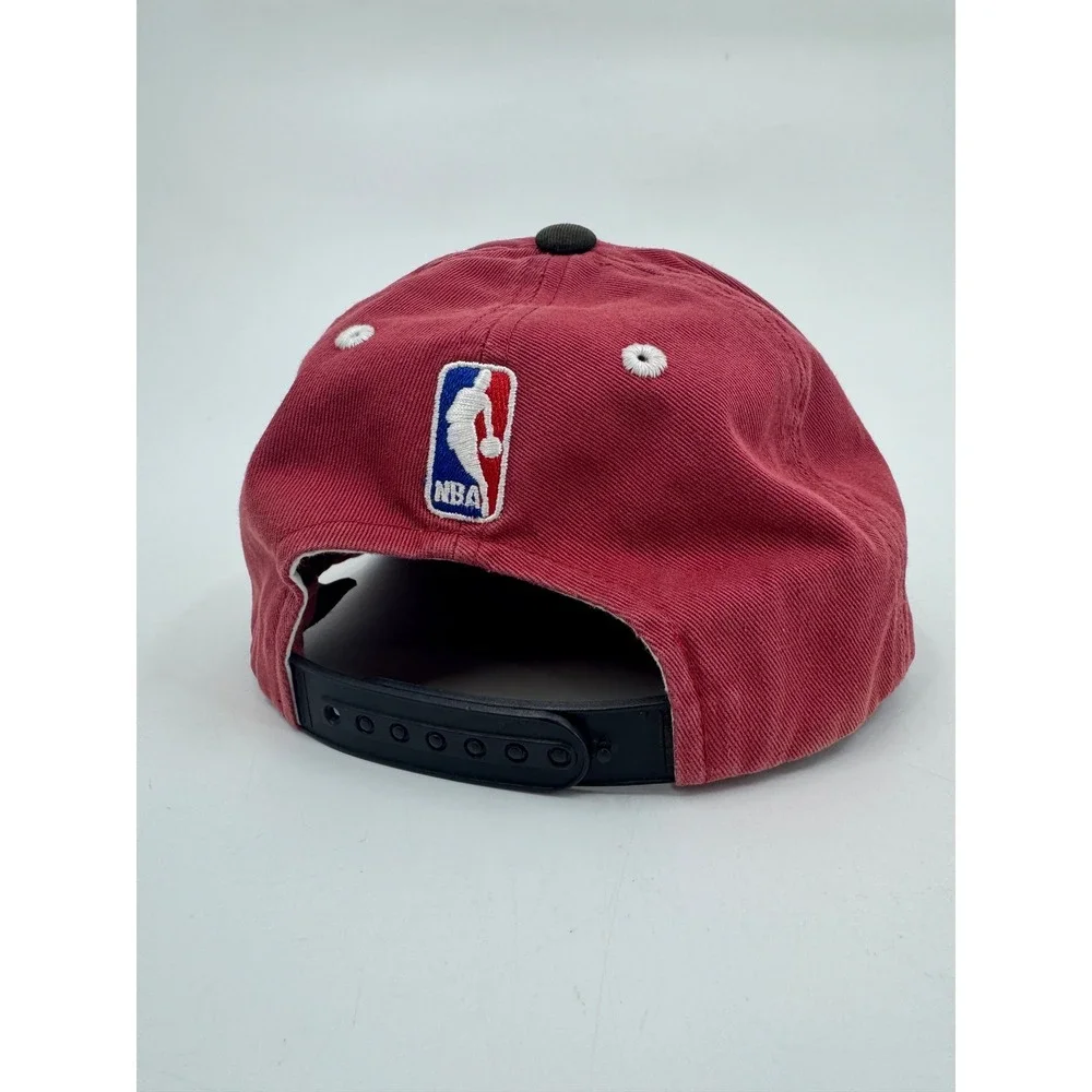 RARE Vtg adidas Miami Heat Youth Snapback Hat‎ Black NBA Basketball UNDERVISOR